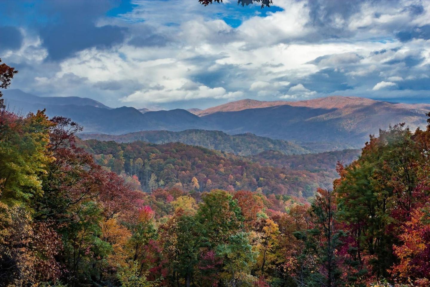 Romantic Mtn Cabin Hot Tub & Jacuzzi Views Villa Sevierville Exterior foto